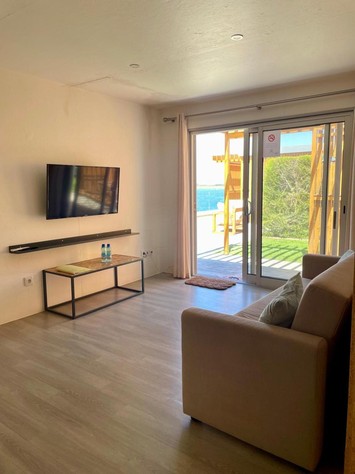 818 Centro Nautico Bungalows วีลาเรอัลเดซานโตอันโตนิโอ ภายนอก รูปภาพ